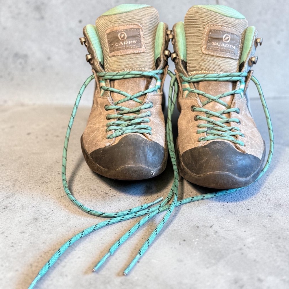 Scarpa Daylite GTX WMN Hiking Boots Gray Teal Gore-Tex Vibram Women 7.5 EU 39